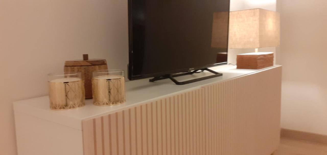 Apartamento- Atico En Mijas Costa , Con Piscina. Sitio de Calahonda Eksteriør billede
