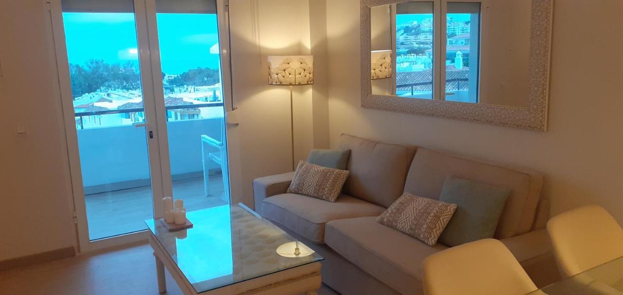 Apartamento- Atico En Mijas Costa , Con Piscina. Sitio de Calahonda Eksteriør billede